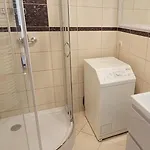 4 Pietro Apartment *
